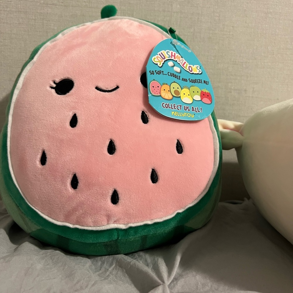 Wanda the Squishmallow